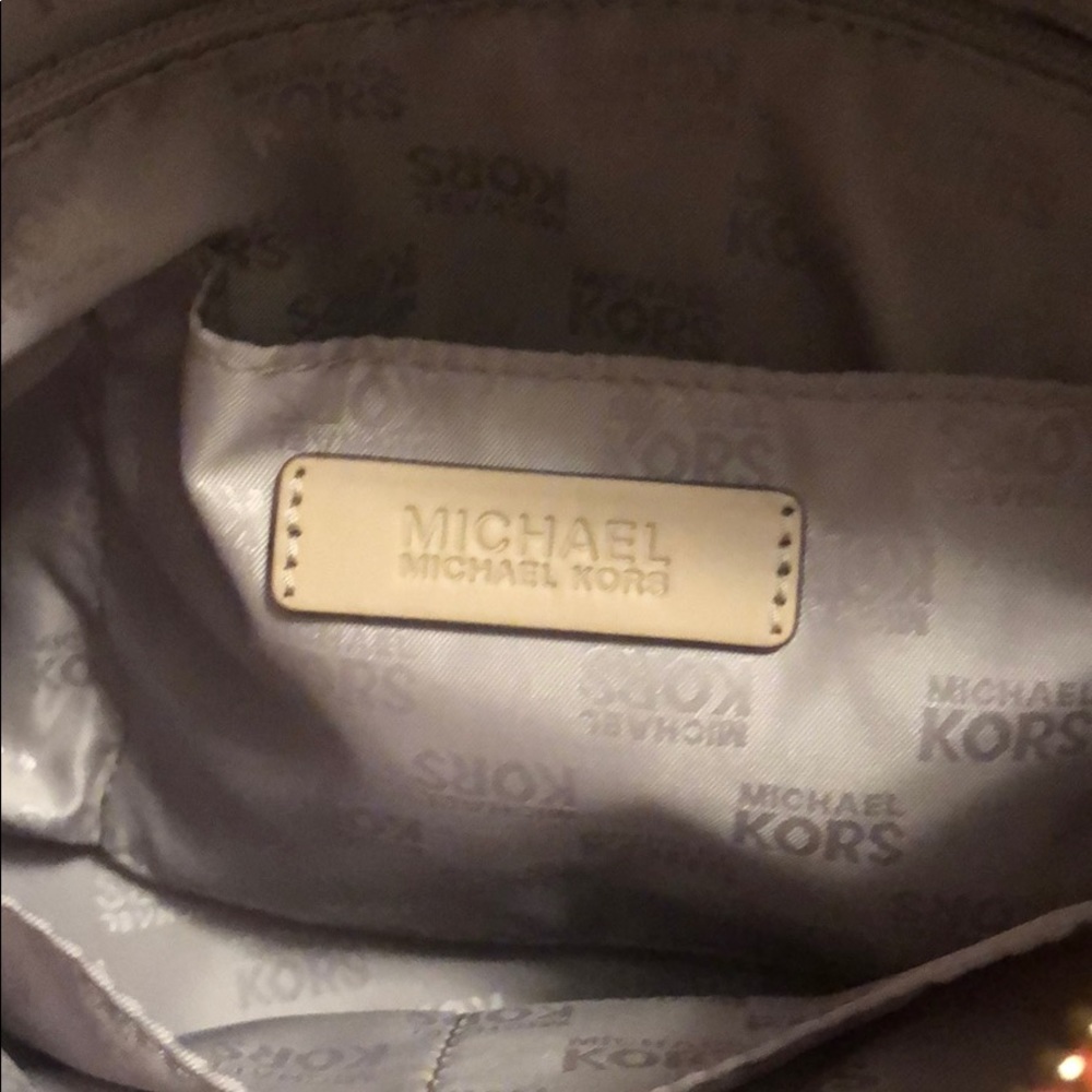 Bag - Picture 2 of 3
